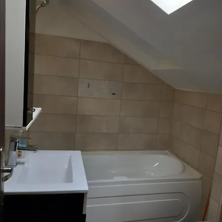 左巴别墅酒店 招待所