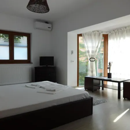 Guest house Zorba 3*